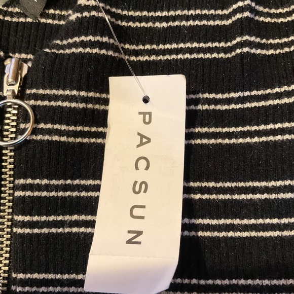 PacSun / Kendall and Kylie Tank Top Knit Black White Stripe NWT - Picture 8 of 10